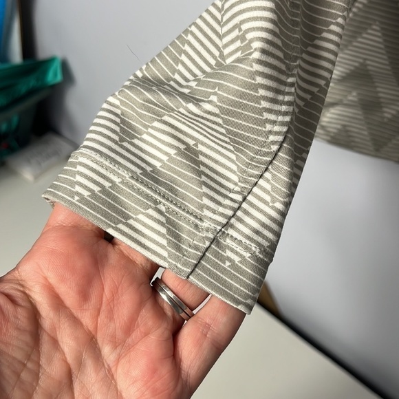 Merrell Full Zip Top - Picture 2 of 10